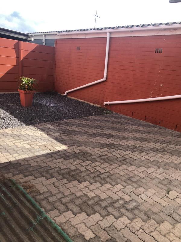 3 Bedroom Property for Sale in Westridge Western Cape